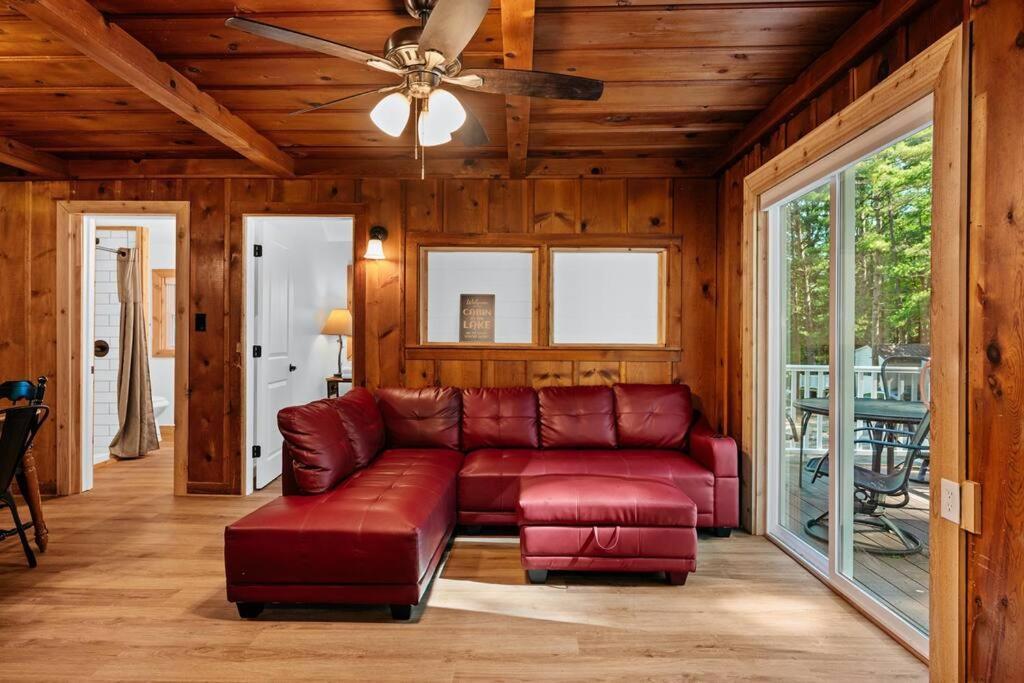 Cabin On Beautiful Arbutus Lake Near Traverse City Zewnętrze zdjęcie