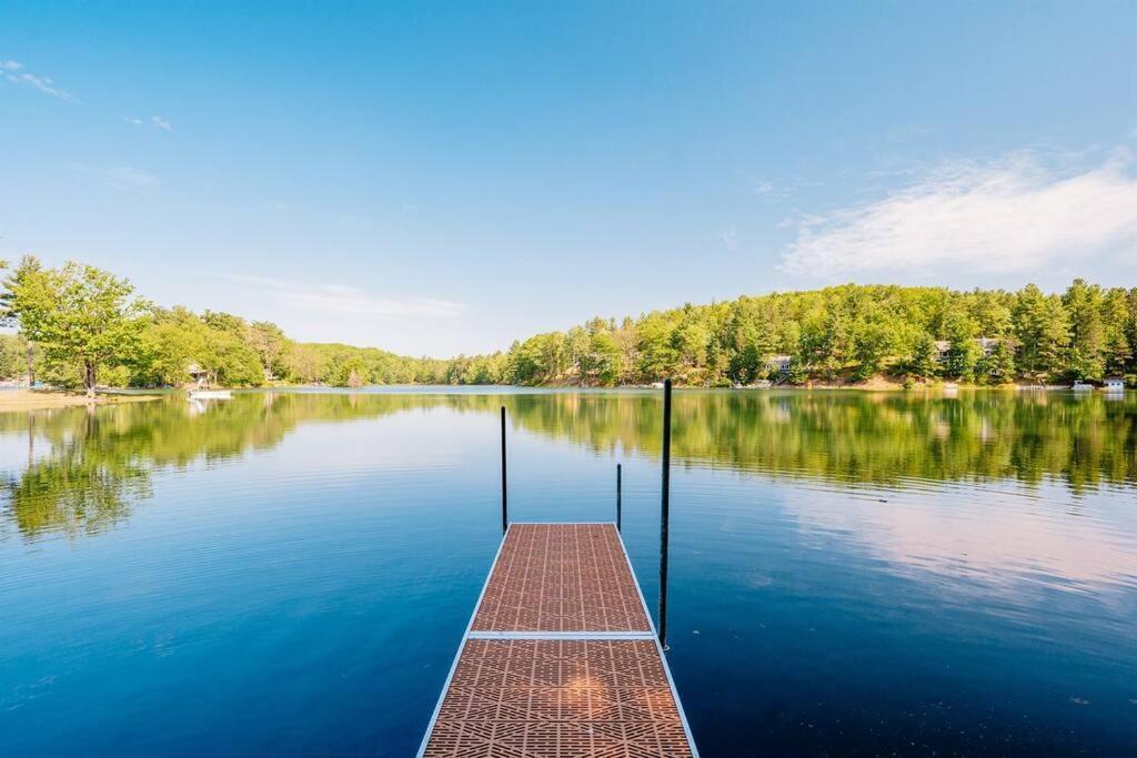 Cabin On Beautiful Arbutus Lake Near Traverse City Zewnętrze zdjęcie