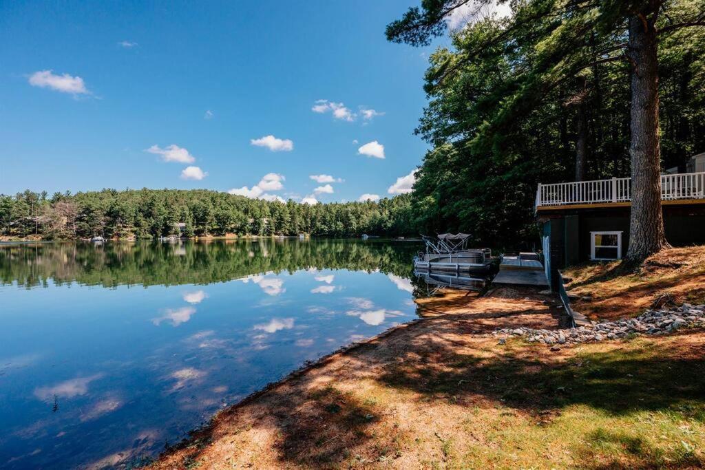 Cabin On Beautiful Arbutus Lake Near Traverse City Zewnętrze zdjęcie